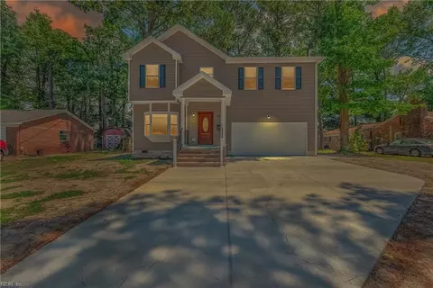31 Azalea Dr, Hampton, VA 23669