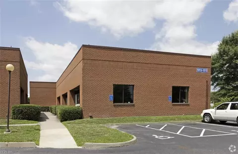 1013 Eden Way #1&2, Chesapeake, VA 23320
