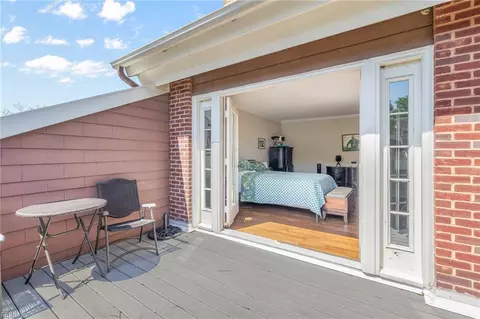 368 Pender Ct, Norfolk, VA 23517