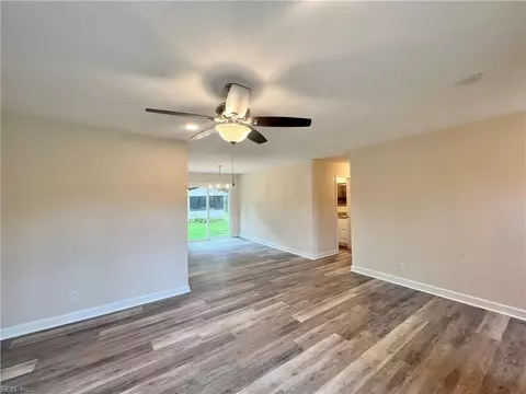 Living - 2641 Cedar Rd, Chesapeake, VA 23323 photo 2 of 4