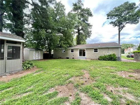 Exterior - 2641 Cedar Rd, Chesapeake, VA 23323 photo 10 of 10