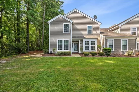 2306 Humphreys Dr, Suffolk, VA 23435