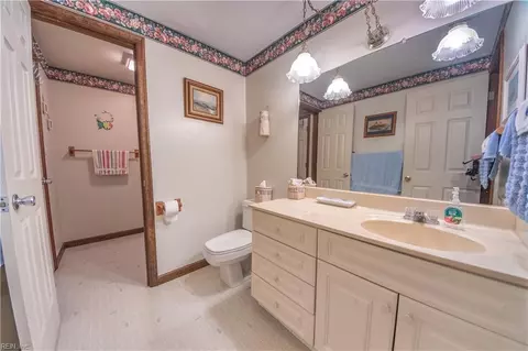 Bath - 745 Guthries Grn, Plain View, VA 23156 photo 3 of 4