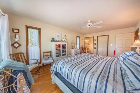 Bedroom - 745 Guthries Grn, Plain View, VA 23156 photo 3 of 7