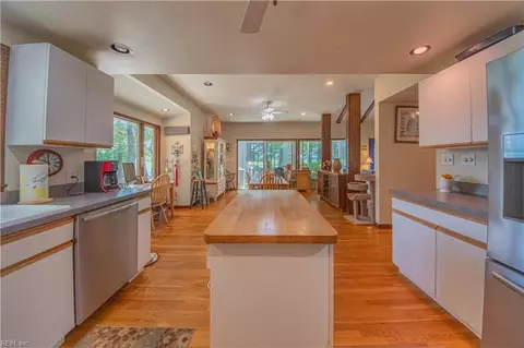 Kitchen - 745 Guthries Grn, Plain View, VA 23156 photo 4 of 4