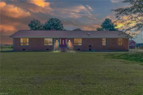 656 Bayside Rd, Elizabeth City, NC 27909