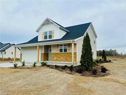 436 Head Of River Rd, Chesapeake, VA 23322