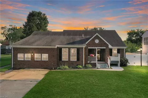 3133 Hunters Glen Ct, Chesapeake, VA 23323
