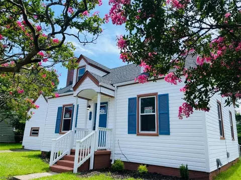 Exterior - 973 Norview Ave, Norfolk, VA 23513 photo 2 of 5