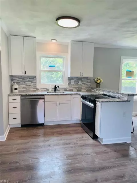 973 Norview Ave, Norfolk, VA 23513