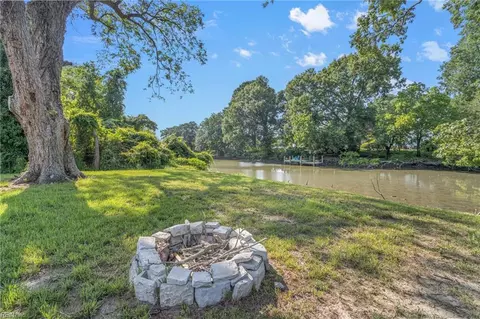 23 N Boxwood St, Hampton, VA 23669 photo 38