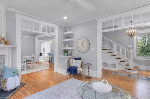 23 N Boxwood St, Hampton, VA 23669 photo 5