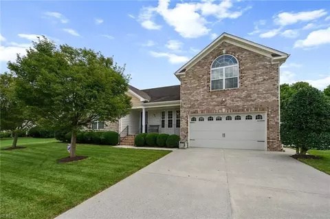 1209 Dunleavy St, Chesapeake, VA 23322