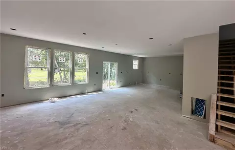 Living - 9030 Winston Dr, Windsor, VA 23487 photo 2 of 4