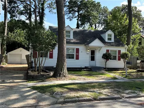 3909 Davis St, Norfolk, VA 23513