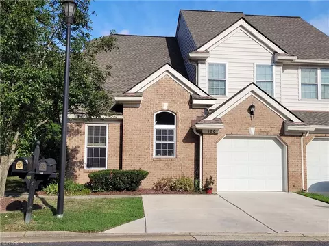 120 Bluff Ter, Newport News, VA 23602