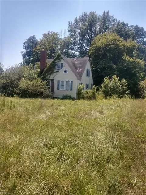 1978 York River Rd, Shacklefords, VA 23156
