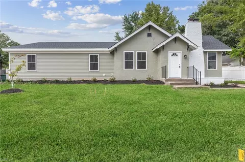Exterior - 3572 Buckingham St, Norfolk, VA 23513 photo 2 of 5
