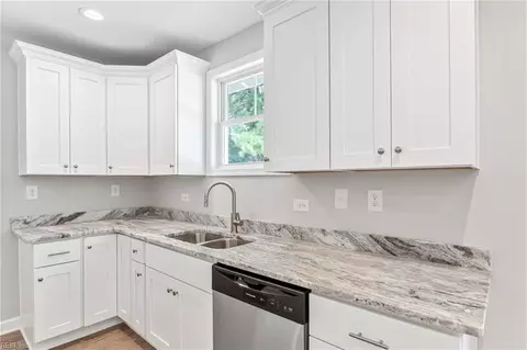 Kitchen - 3572 Buckingham St, Norfolk, VA 23513 photo 2 of 4