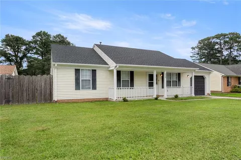 346 Park Manor Rd, Portsmouth, VA 23701