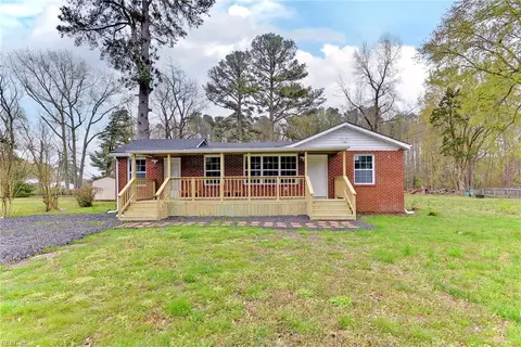113 Griffin St, Yorktown, VA 23693