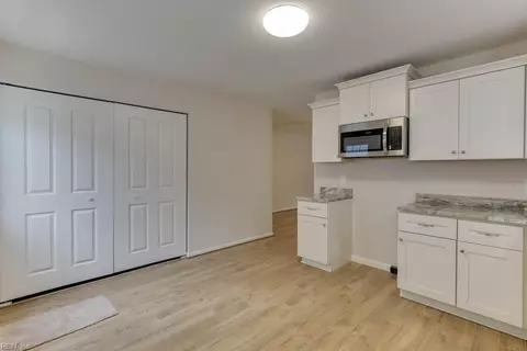 206 S Curry St, Hampton, VA 23663 photo 13