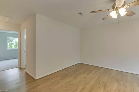 206 S Curry St, Hampton, VA 23663 photo 9