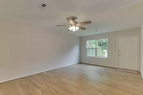 206 S Curry St, Hampton, VA 23663 photo 7
