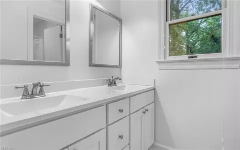 Bath - 2501 Knox Ct, Chesapeake, VA 23321 photo 1 of 1