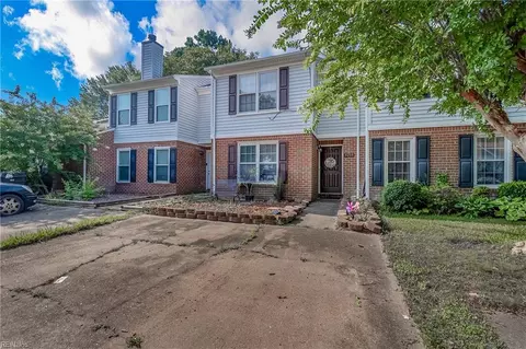 3205 Rosegate Ct, Virginia Beach, VA 23452