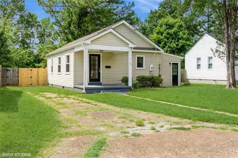 52 Bolling Rd, Portsmouth, VA 23701