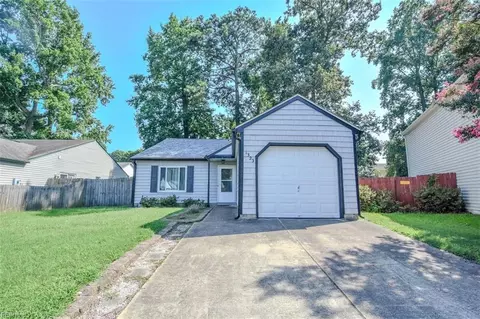 1323 Petrell Dr, Virginia Beach, VA 23454