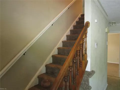 233 Loch Cir, Hampton, VA 23669 photo 20