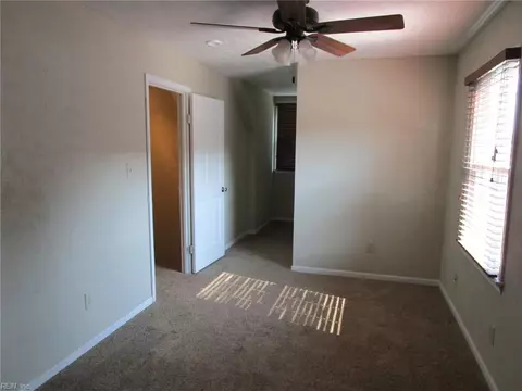 233 Loch Cir, Hampton, VA 23669 photo 22