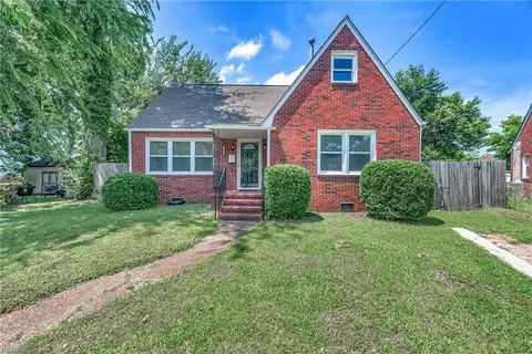 2832 Merrimac Ct, Norfolk, VA 23504