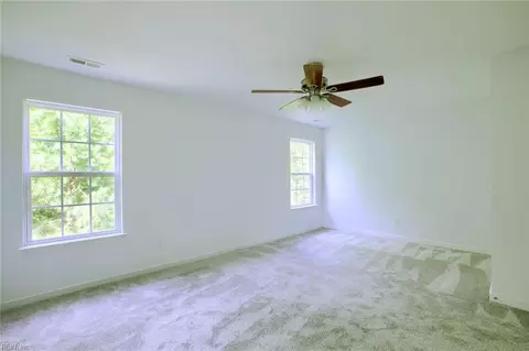 Bedroom - 7358 Jeanne Dr, Gloucester, VA 23061 photo 5 of 5