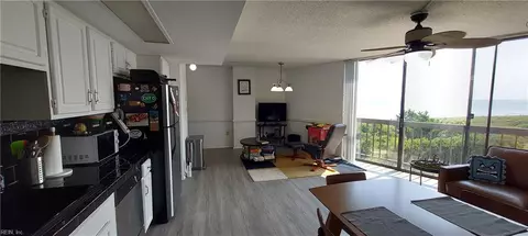 1222 E Ocean View Ave #405, Norfolk, VA 23503 photo 10