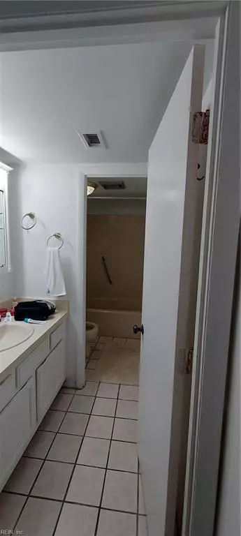 1222 E Ocean View Ave #405, Norfolk, VA 23503 photo 15