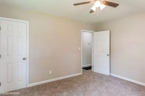 Bedroom - 40 Cavalier Rd, Hampton, VA 23669 photo 4 of 4