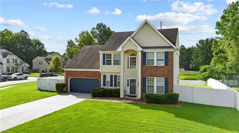1007 Sawtooth Dr, Suffolk, VA 23434