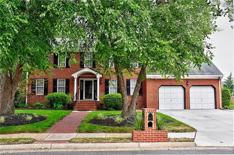 1817 Lafayette Dr, Hampton, VA 23664