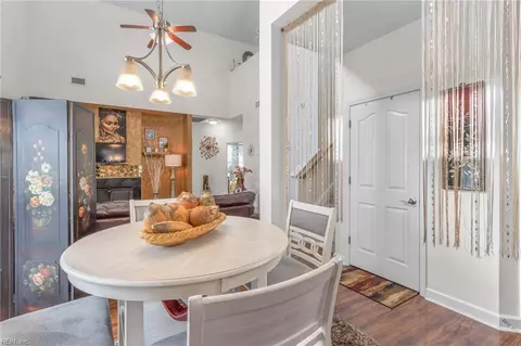 3962 Rex Cir, Chesapeake, VA 23321 photo 5