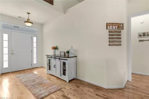 6535 Gentry Ct, Gloucester, VA 23061 photo 5