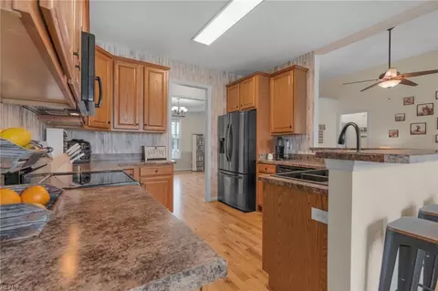 6535 Gentry Ct, Gloucester, VA 23061 photo 16