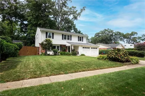 304 W Farmington Rd, Virginia Beach, VA 23454