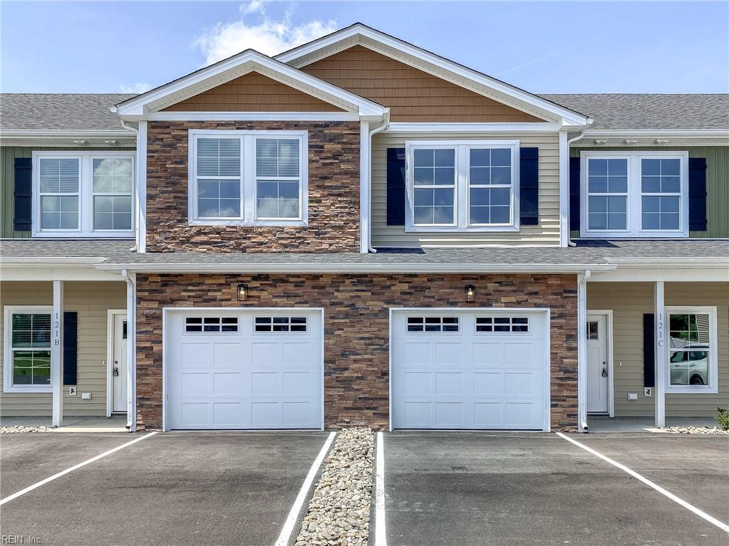 121 Moyock Landing Dr Unit C  