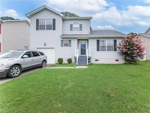 1216 Baltic St, Suffolk, VA 23434