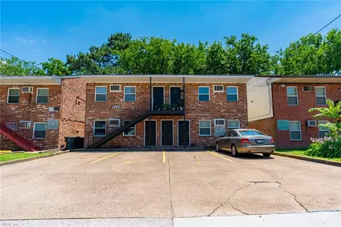 7446 Fenner St, Norfolk, VA 23505