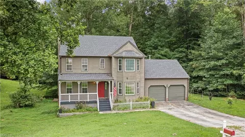 7564 Vincent Dr, Toano, VA 23168