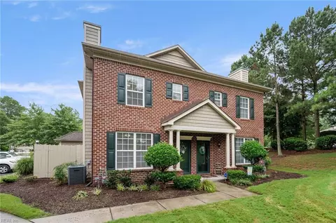 1089 Gamston Ln, Virginia Beach, VA 23455